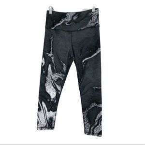 Silver Icing black and grey marble swirl cropped leggings